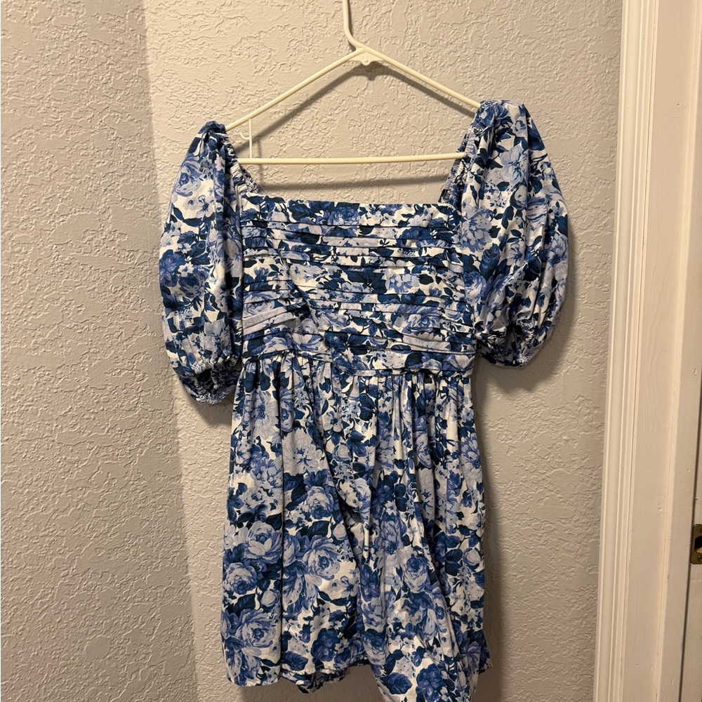 Abercrombie Floral Blue and White Dress